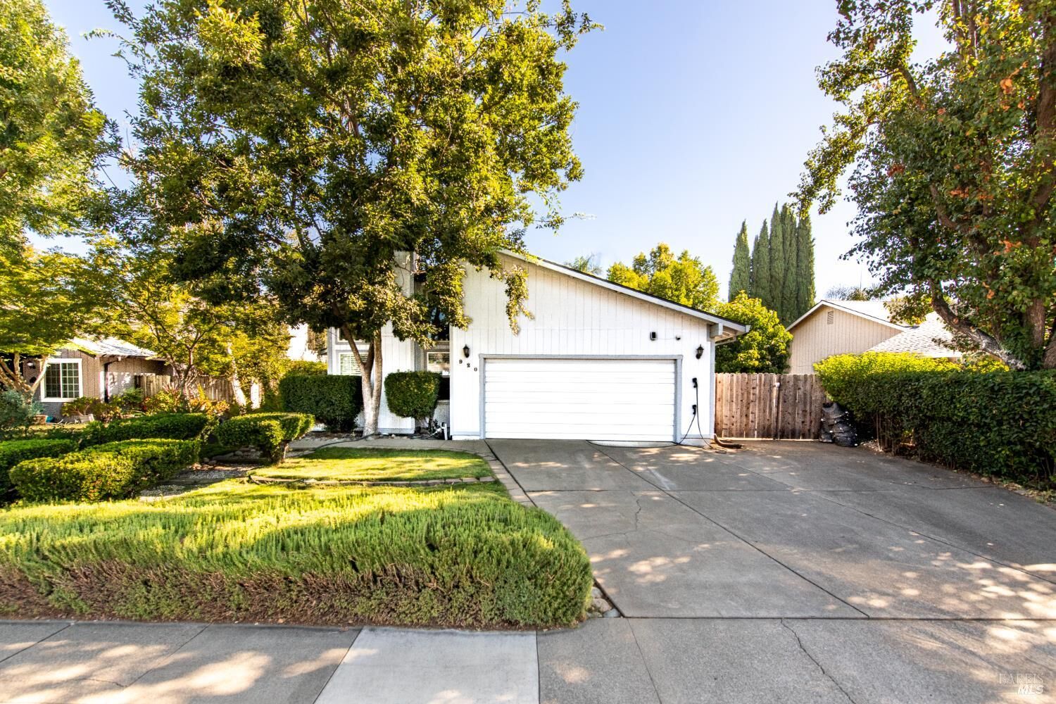 Property Photo:  920 N Lincoln Street  CA 95620 