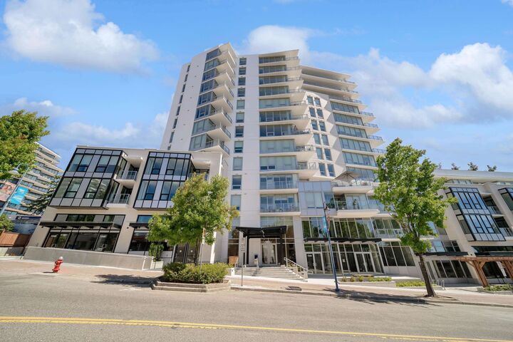 Property Photo:  1342 Johnston Road 604  BC V4B 3Z2 