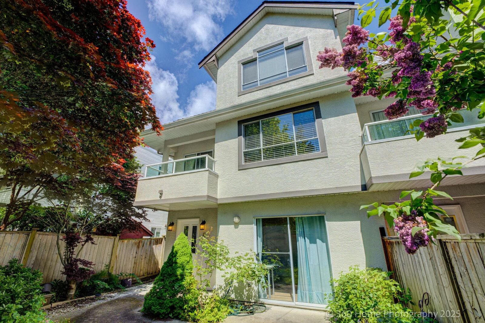 Property Photo:  5671 Ladner Trunk Road 6  BC V4K 1X3 