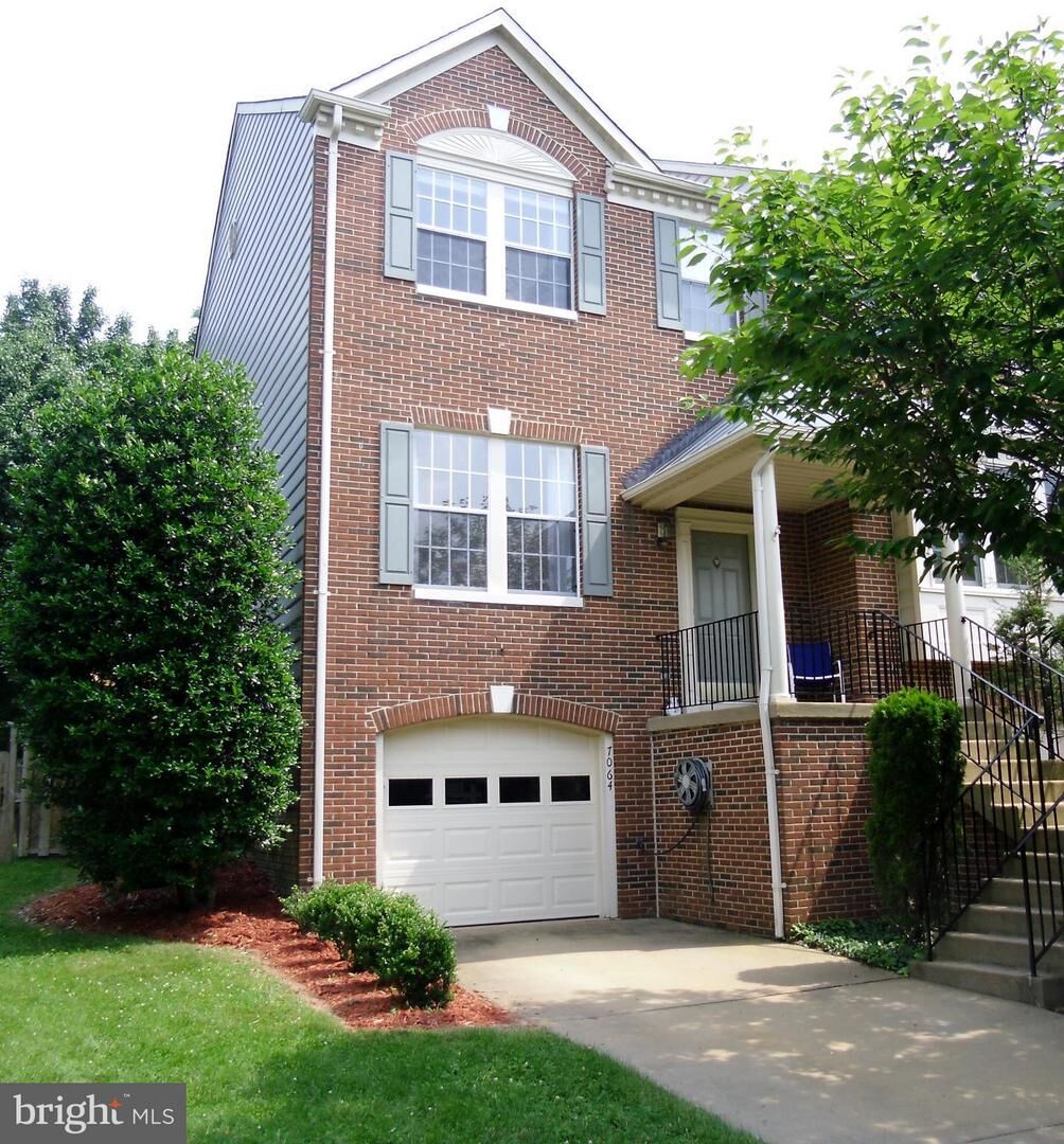 Property Photo:  7064 Gatton Square  VA 22315 