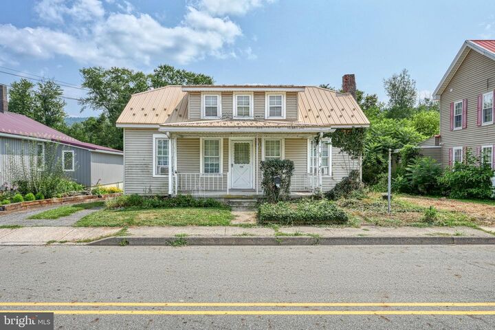 1126 N Market Street  Duncannon PA 17020 photo