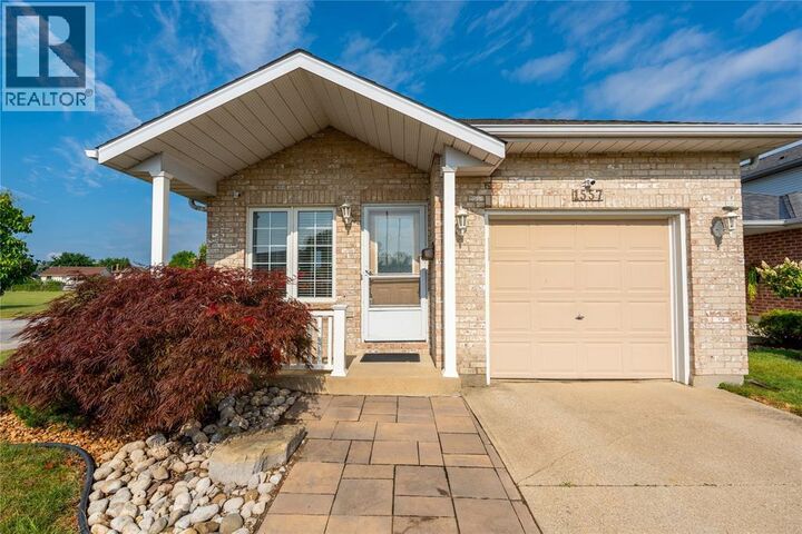 Property Photo:  1557 Afton Court  ON N7S 5Y3 