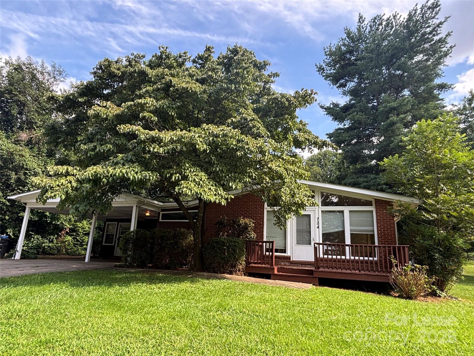 Property Photo:  724 Oakdale Drive  NC 28677 