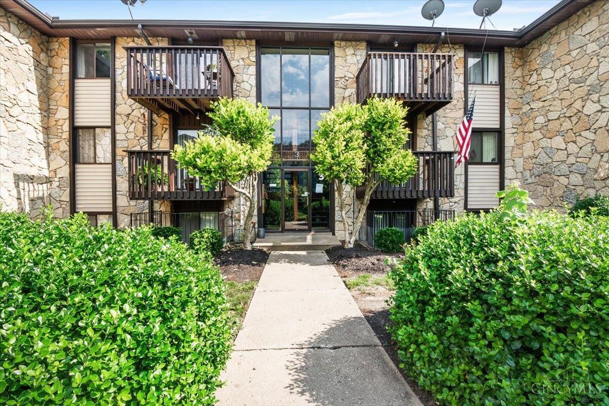 Property Photo: 4070 Independence Drive OH 45255