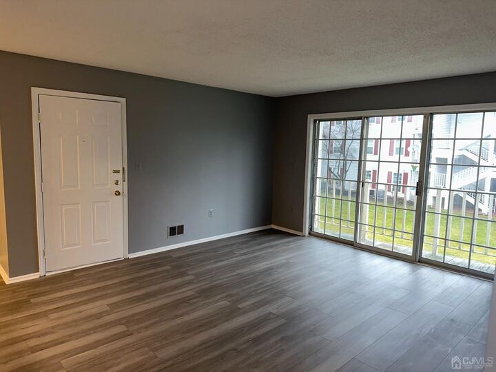 464 Northam Drive  North Brunswick NJ 08902 photo