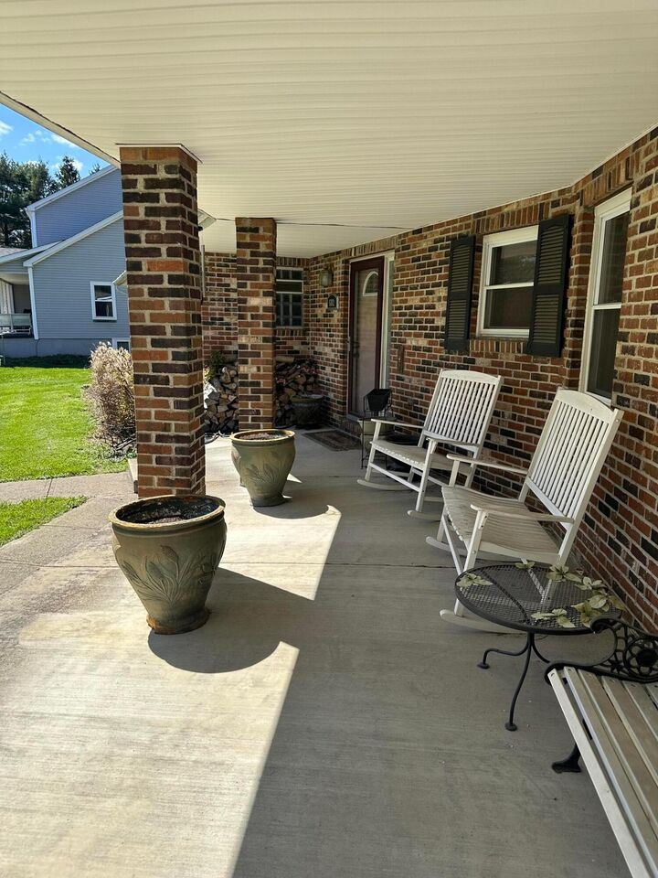 Property Photo:  602 Hibbs Road  OH 43137 
