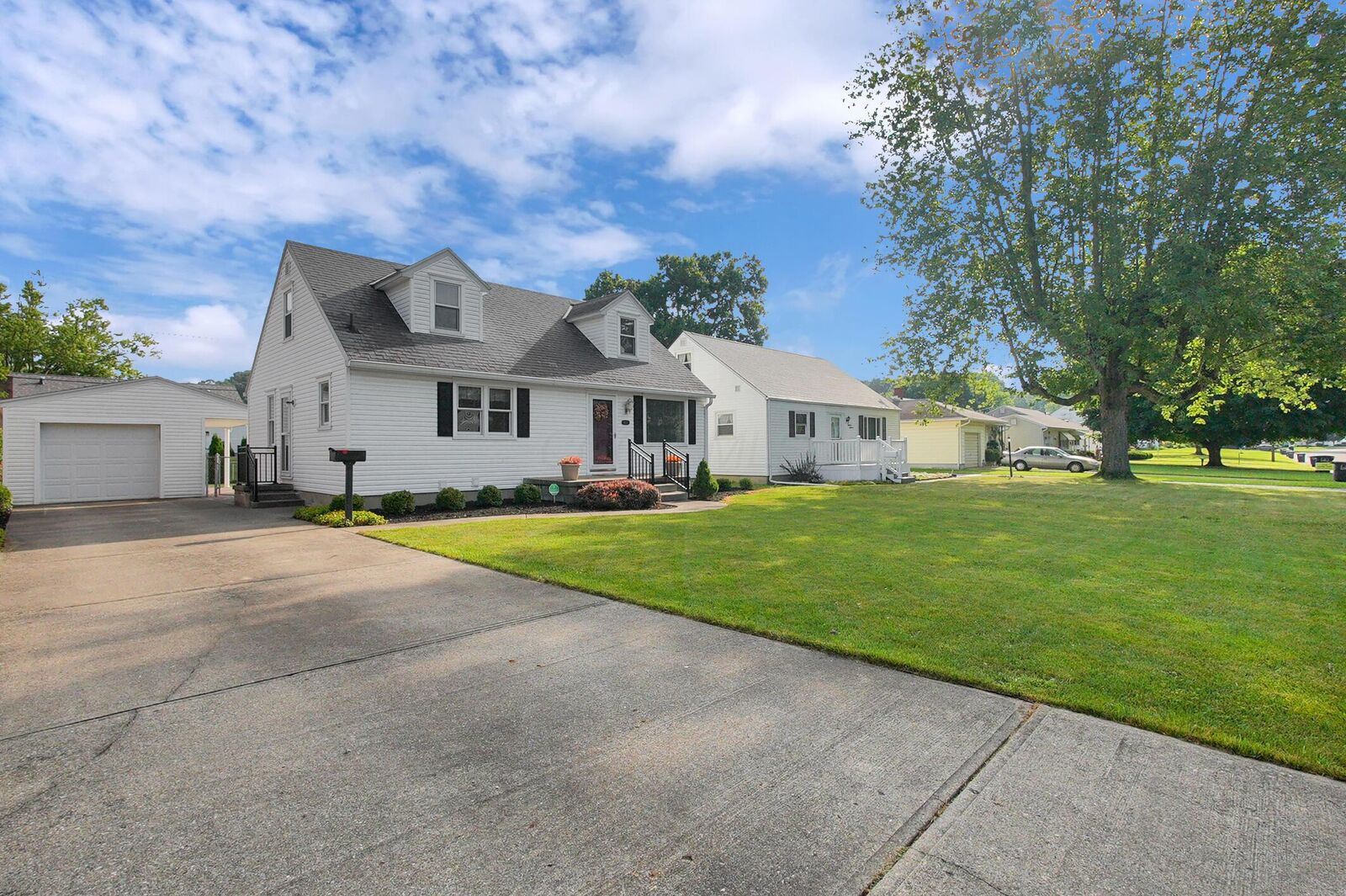 Property Photo:  1822 Wacker Drive  OH 43130 