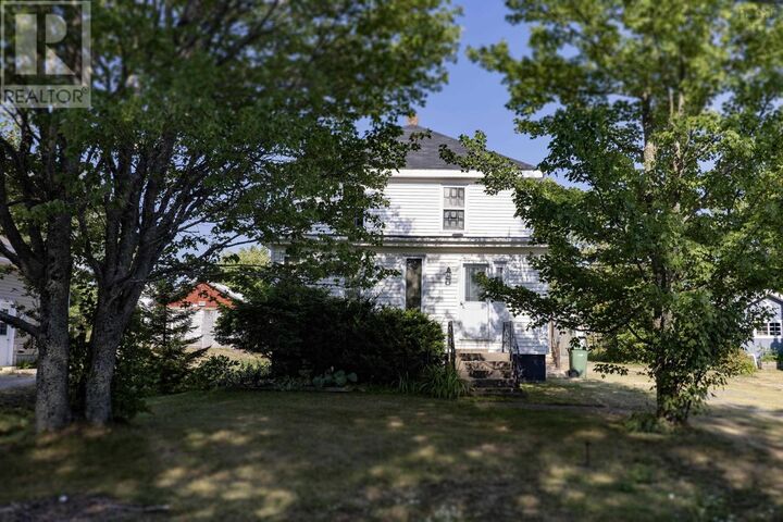 Photo de la propriété:  94 McFarlane Street  NS B0M 1X0 