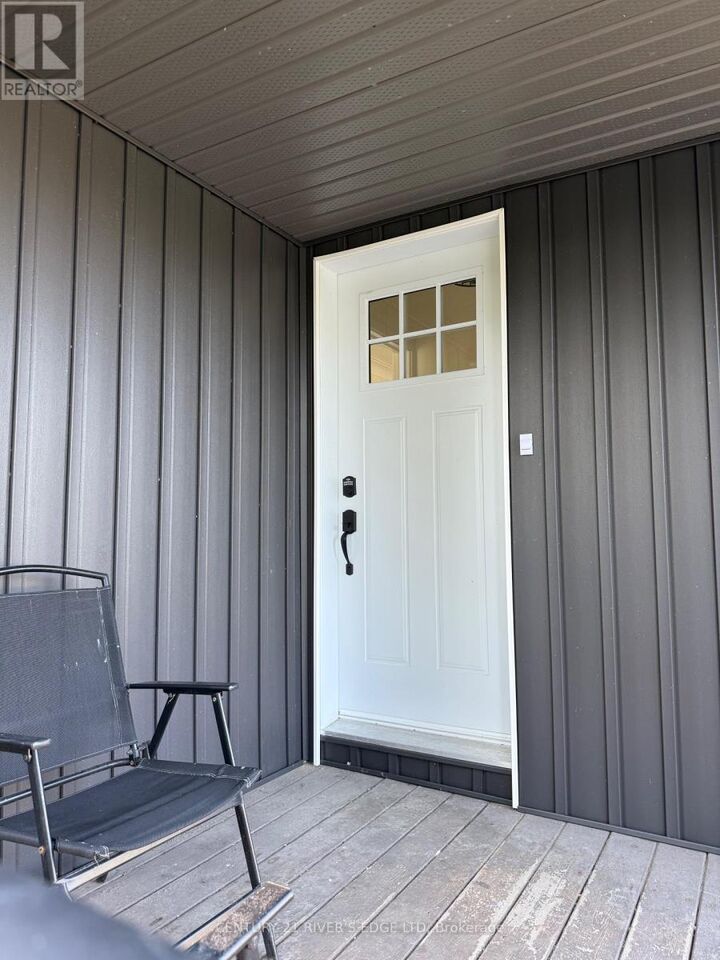 Property Photo:  6385 6th Concession Road  ON K0E 1R0 
