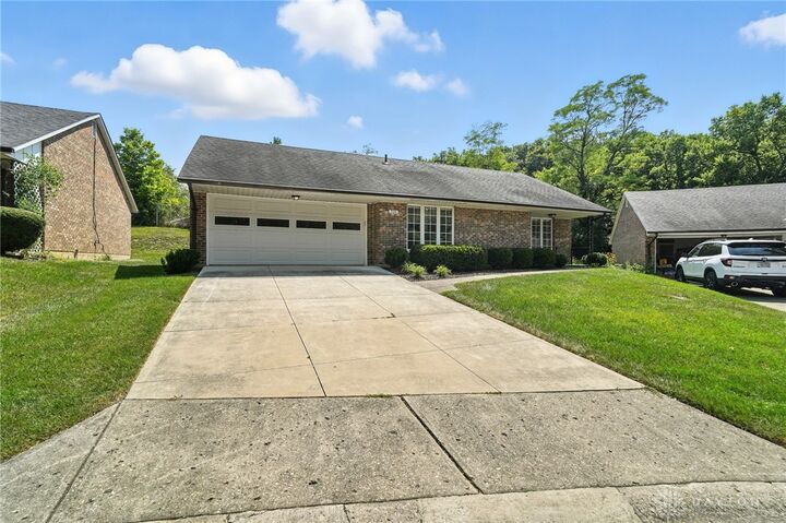 Property Photo:  2100 Manhattan Boulevard  OH 45504 