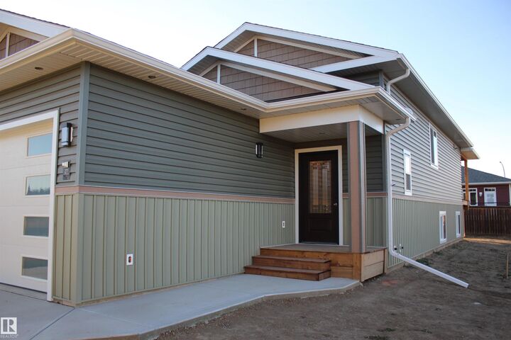 Property Photo:  27 Whitetail Way  AB T0B 3H0