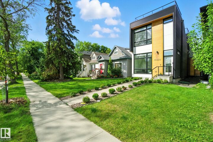 Property Photo:  10626 127 Street NW  AB T5N 1W1 