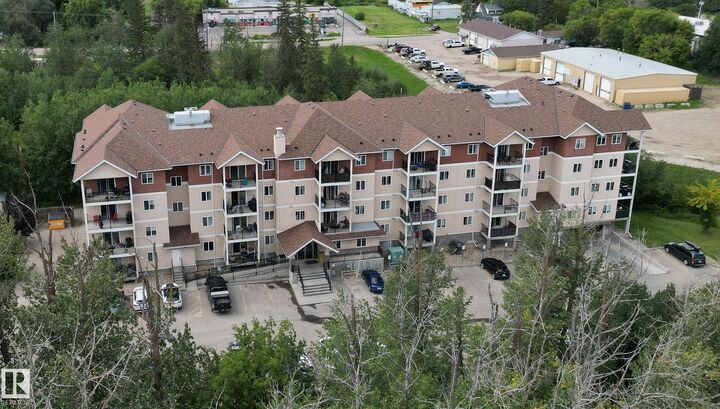 4903 47 Avenue 302  Stony Plain AB T7Z 0C6 photo