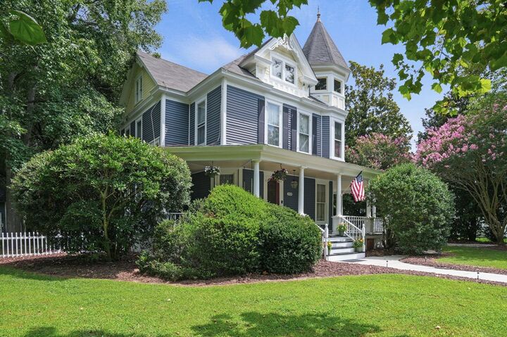 Property Photo: 24233 Mary St VA 23421