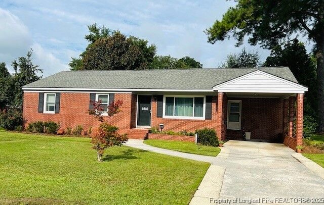Property Photo: 1803 Rowland Avenue NC 28358