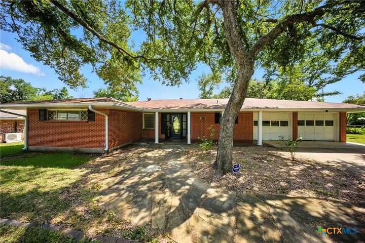 3701 Las Cienega Boulevard  Temple TX 76502 photo