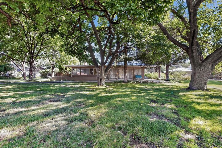 Property Photo:  747 Fairway Road NW  NM 87107 