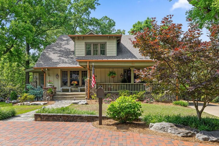 Property Photo:  901 Sterling Avenue  TN 37405 