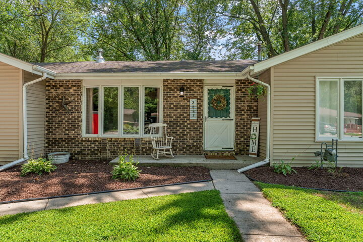 Property Photo: 2887 W 896 IN 46349