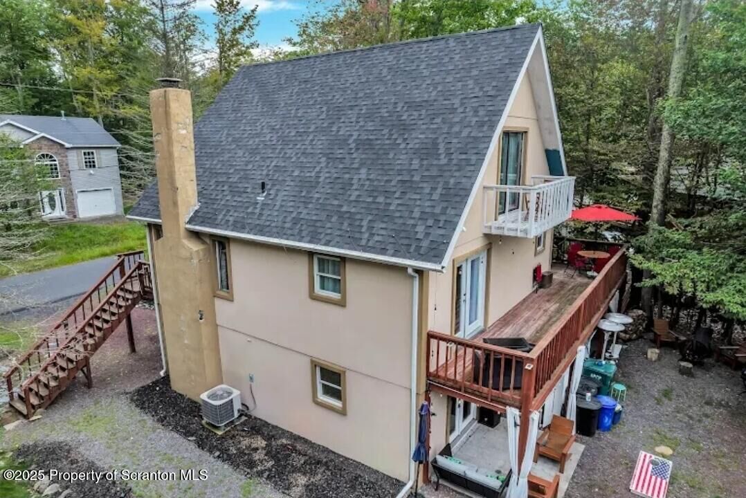 Property Photo:  7381 Ventnor Drive  PA 18466 