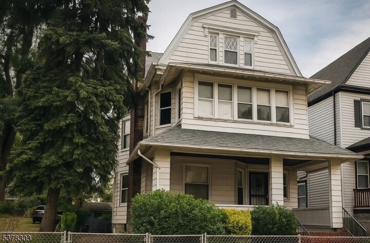 Property Photo:  279 Amherst Street  NJ 07018 