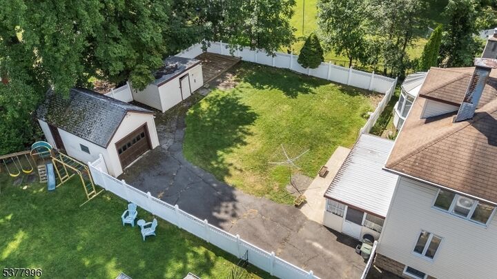 Property Photo: 401 Brookside Pl NJ 07027