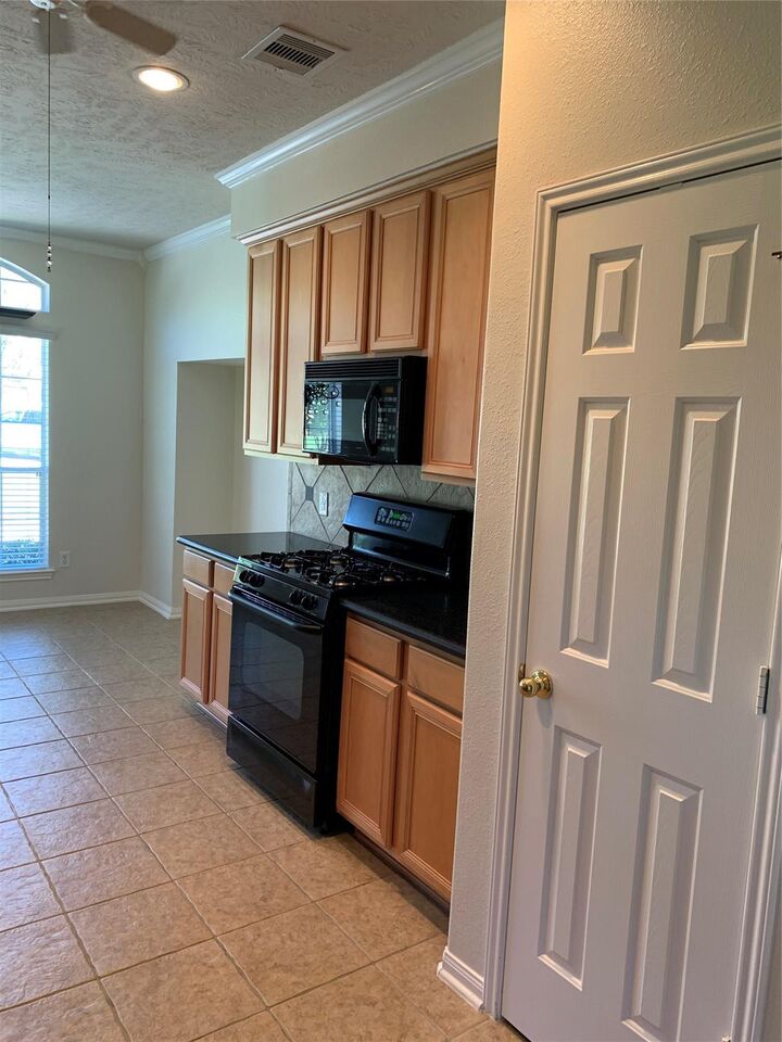 Property Photo:  1408 S Friendswood Drive 1003  TX 77546 