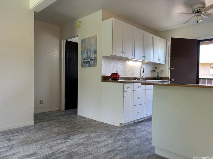 Property Photo:  98-1385 Hinu Place 77  HI 96782 