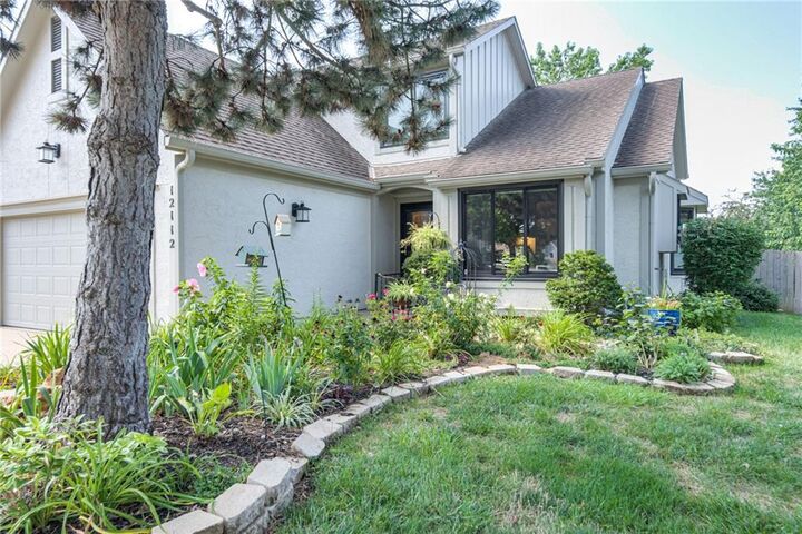 Property Photo:  12112 England Street  KS 66213 
