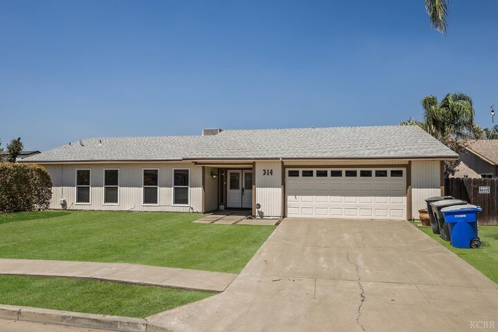 Property Photo: 314 W Birch Avenue CA 93230