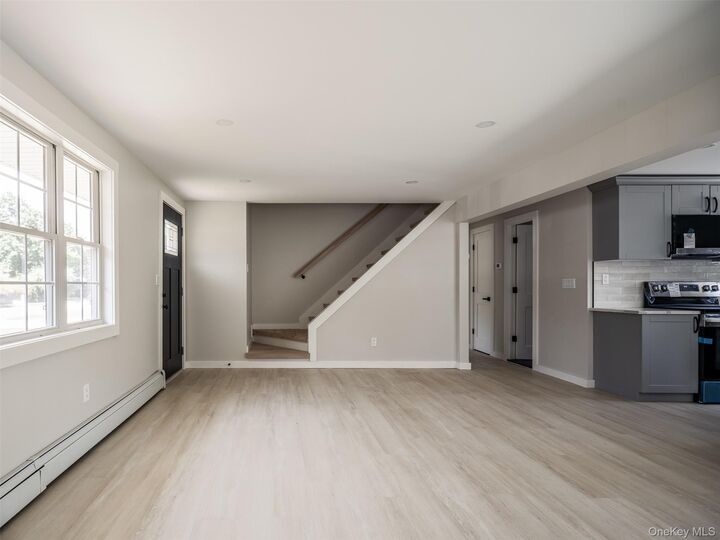 Property Photo:  7 Highview Lane  NY 11961 