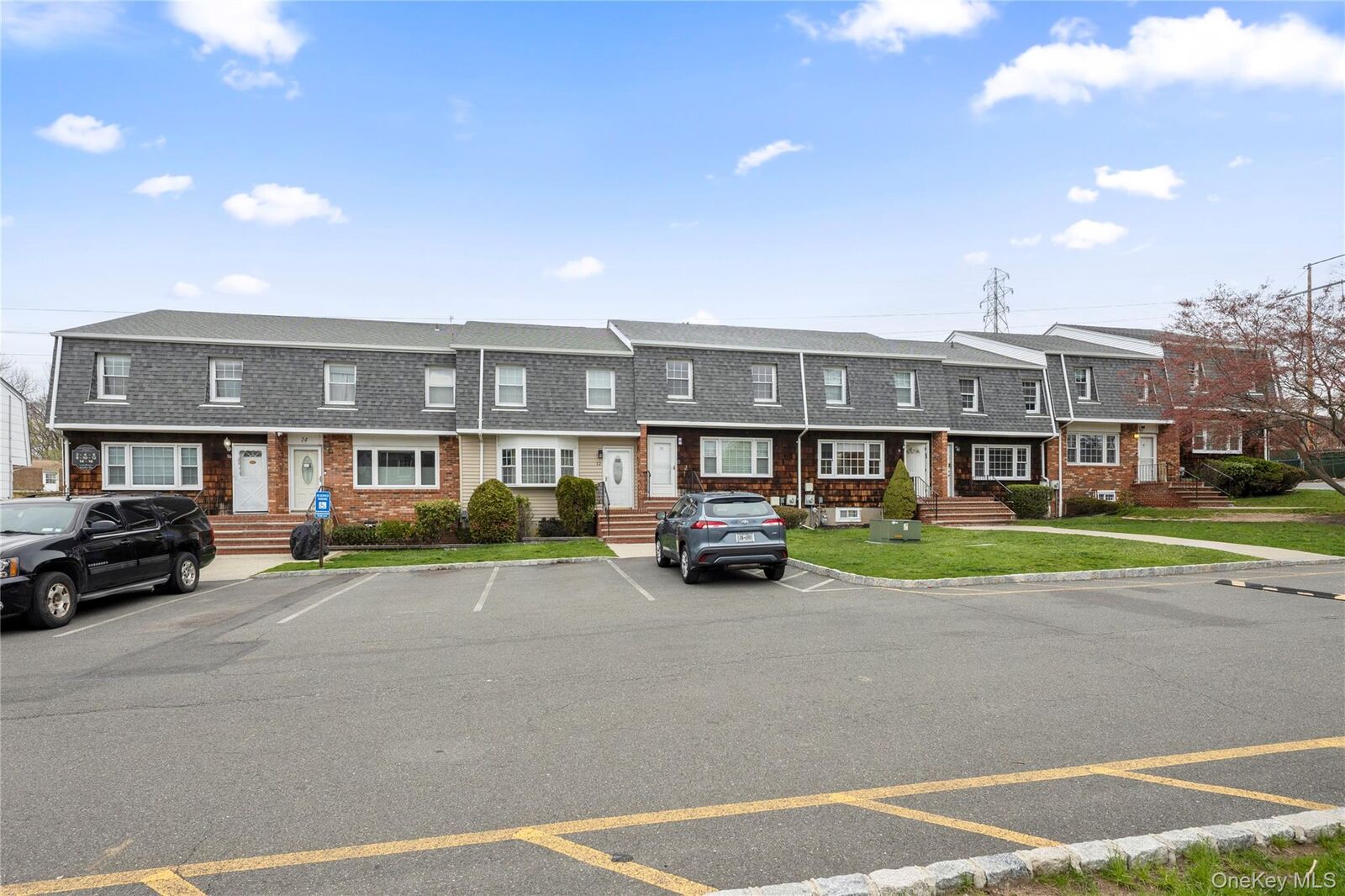 Property Photo:  6 Gladys Drive  NY 10977 