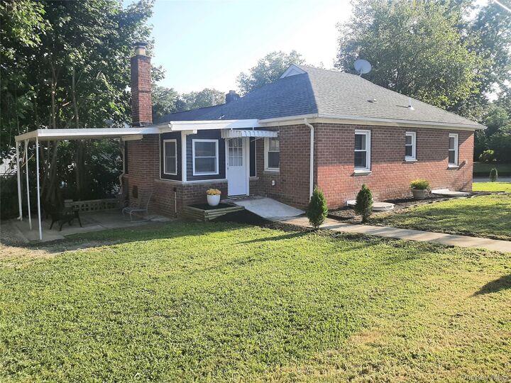 Property Photo:  8 Poplar Street  NY 12601 