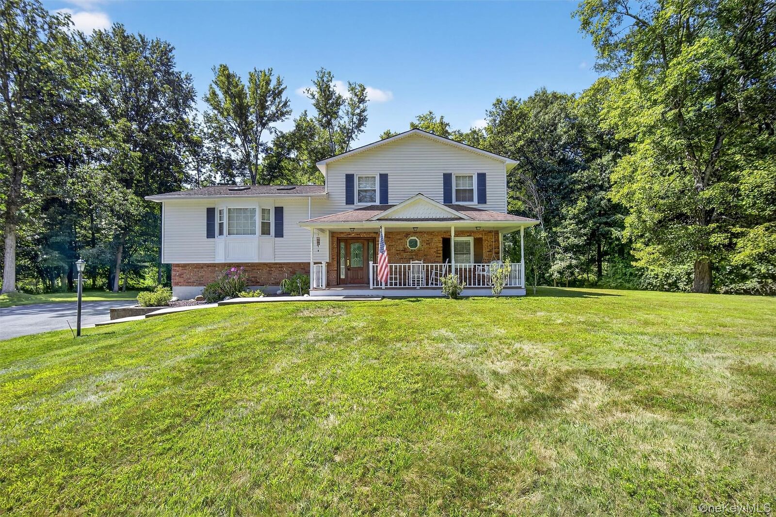 Property Photo:  20 Pinebrook Loop  NY 12533 