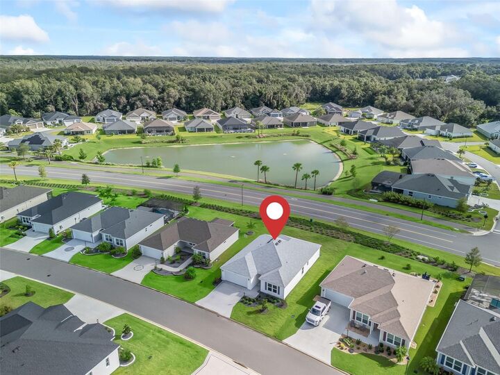 Property Photo:  7289 Cornwall Way  FL 34762 
