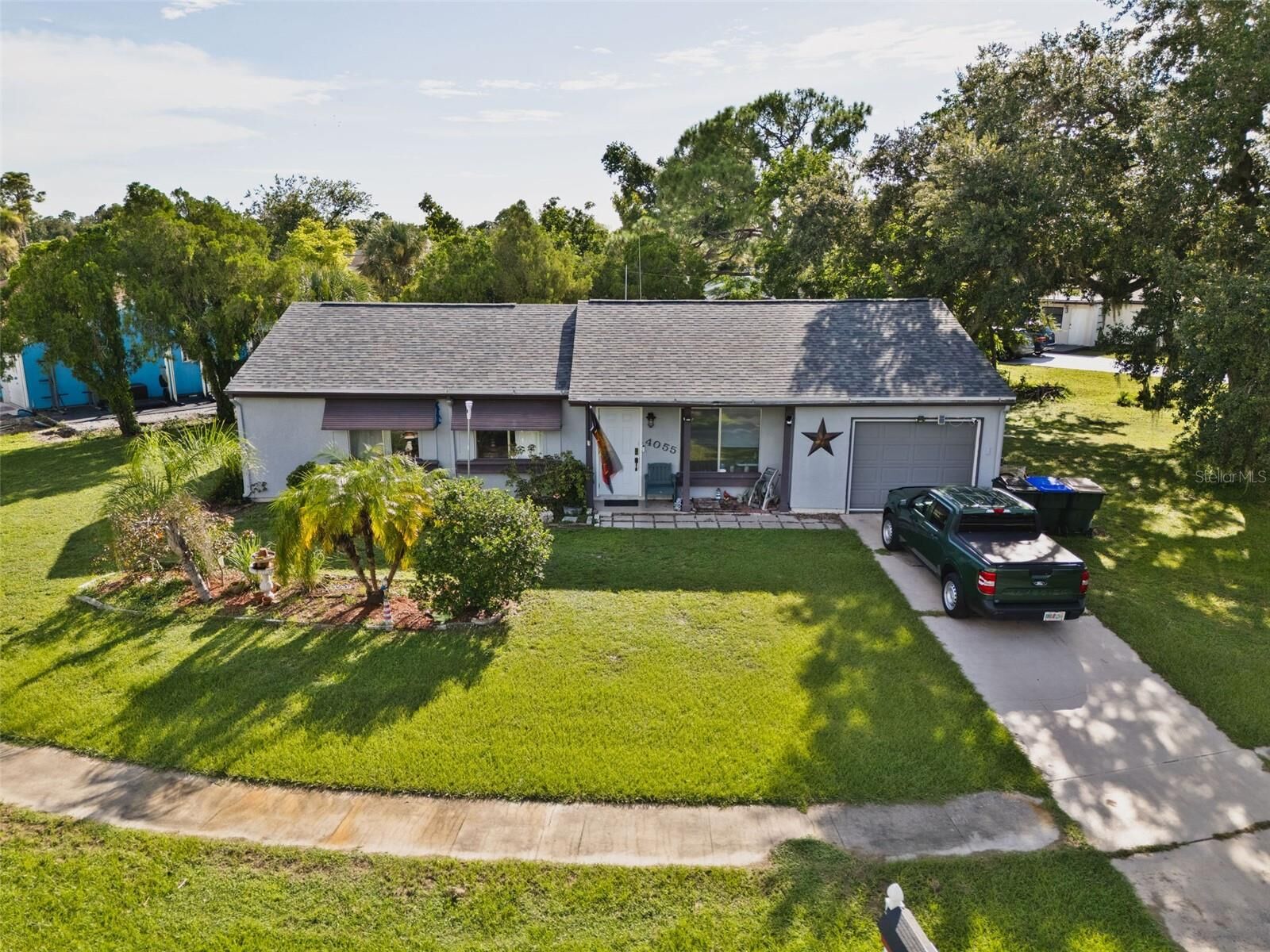 Property Photo: 4055 Natchez Terrace FL 34287