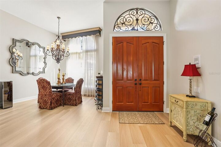 Property Photo:  8939 Magnolia Chase Circle  FL 33647 