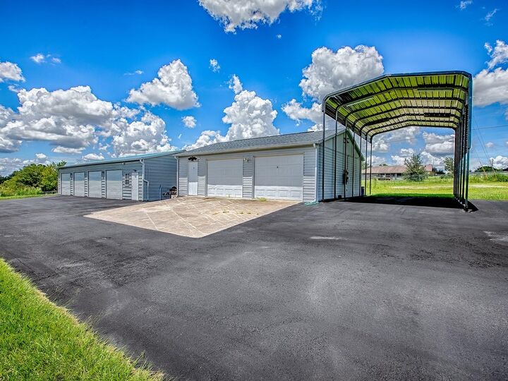 Property Photo:  3711 Gregory Road  FL 32159 