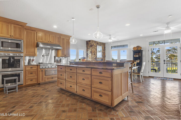 Property Photo:  106 Ashwood Drive  MS 39571 
