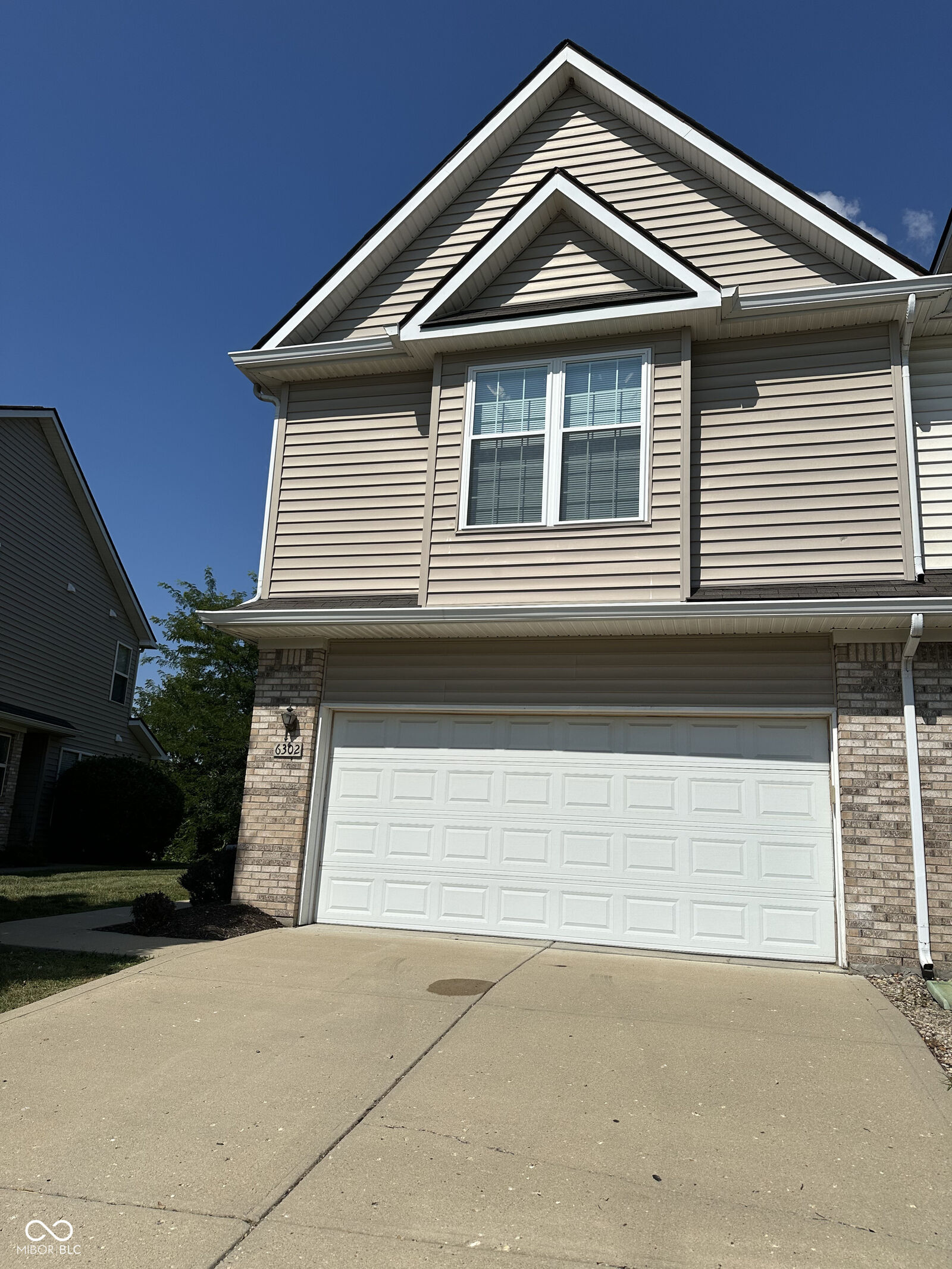 Property Photo: 6302 Bishops Pond Lane IN 46268