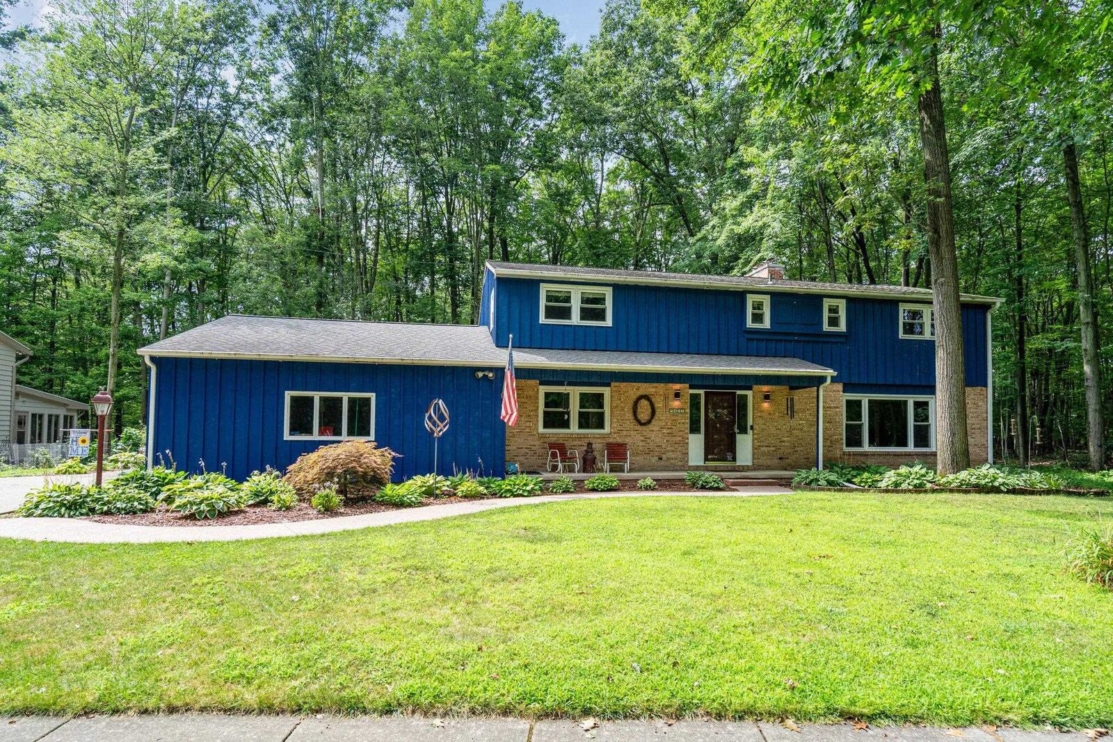 Property Photo: 5411 Sturgeon Creek Parkway MI 48640