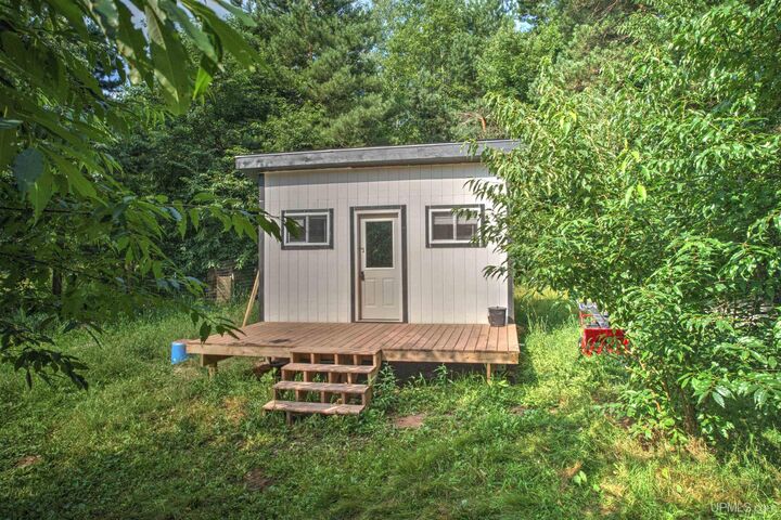 Property Photo:  16109 Aspen Drive  MI 49958