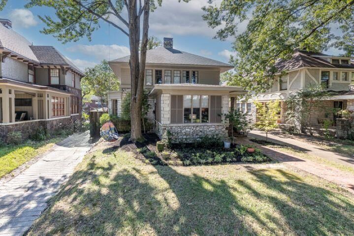 Property Photo:  1595 Vinton Ave  TN 38104 