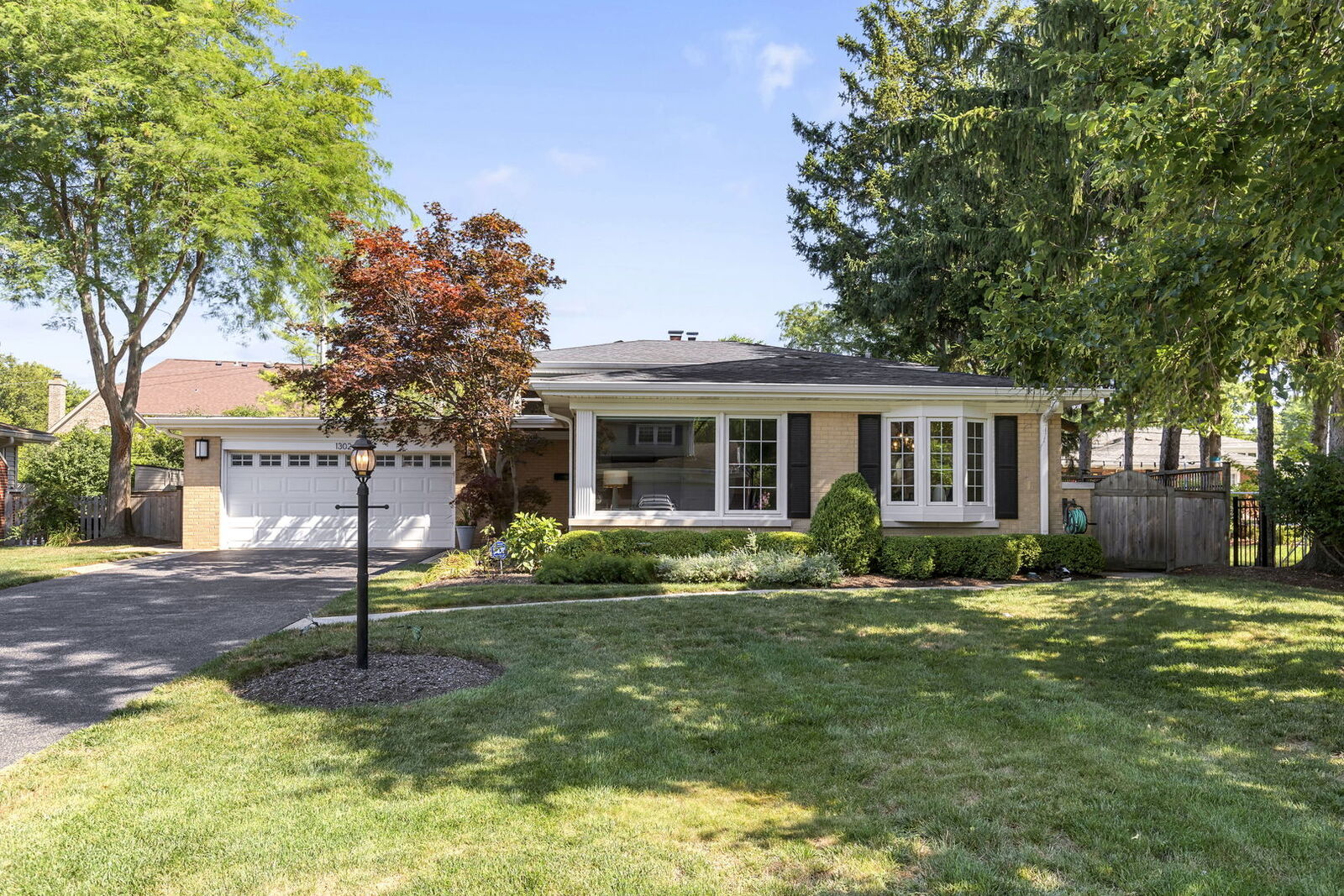Property Photo:  1302 Bonnie Glen Lane  IL 60025 