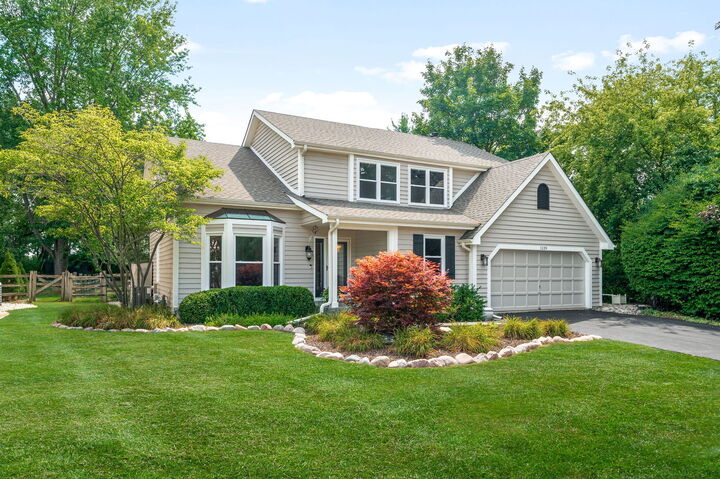Property Photo: 1139 Thornwood Court IL 60047