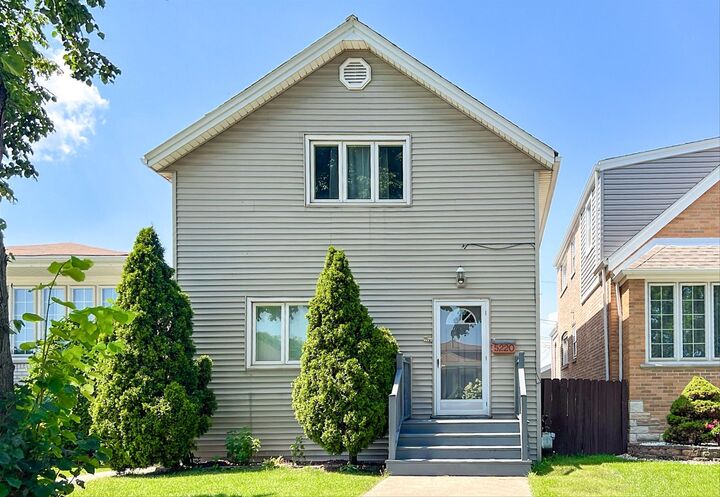 5220 S Linder Avenue  Chicago IL 60638 photo