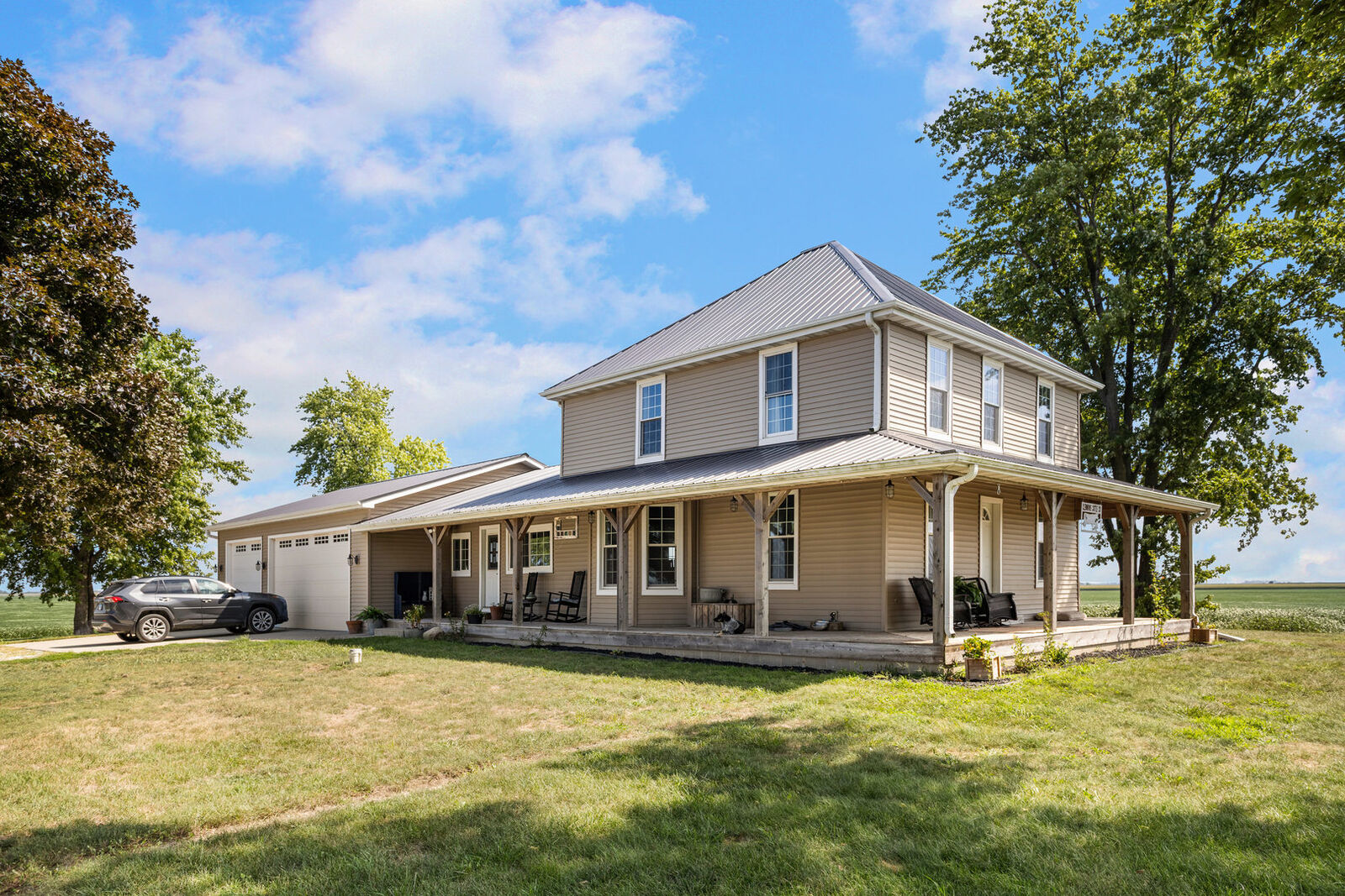 Property Photo: 164 County Road 3100 IL 61845