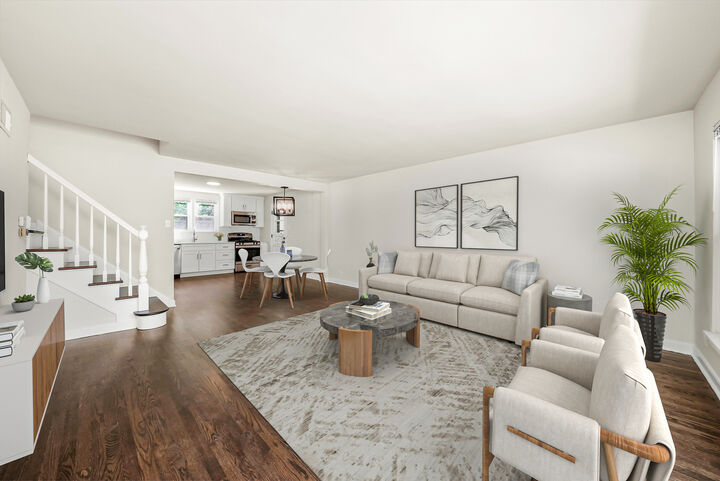 Property Photo:  141 N Peck Avenue  IL 60525 