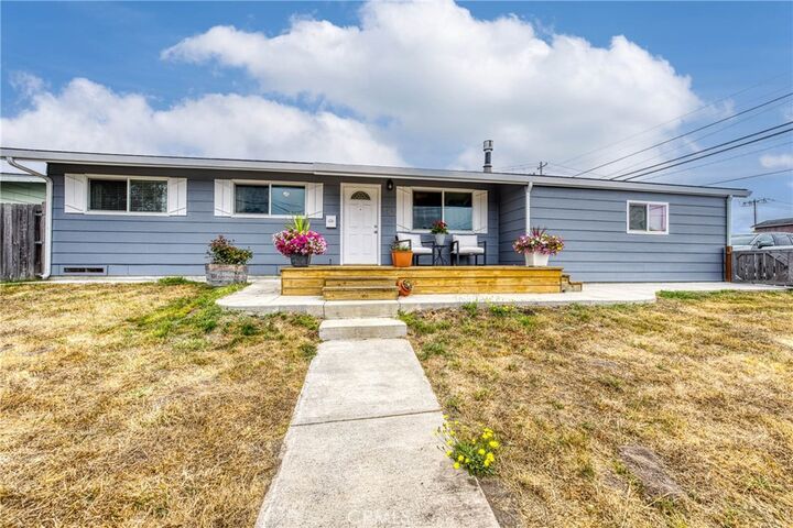 494 S Whipple Street  Fort Bragg CA 95437 photo