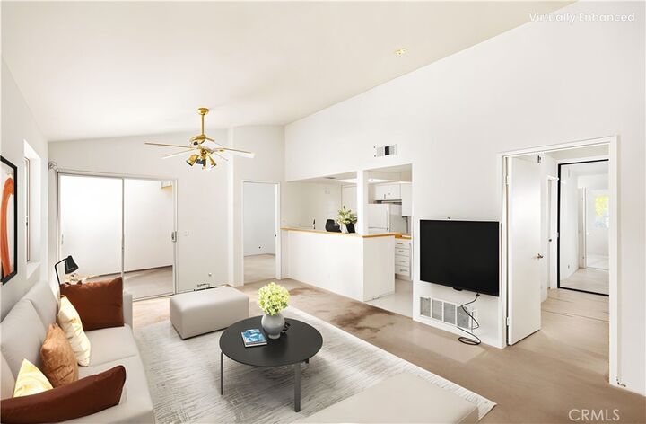 Property Photo: 26171 Sanz D CA 92691